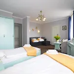 Polka 3*